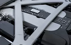   Aston Martin DB11 UK-spec - 2016