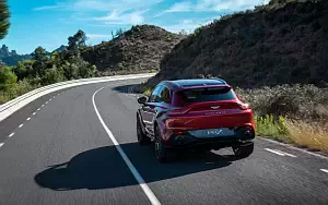   Aston Martin DBX - 2020
