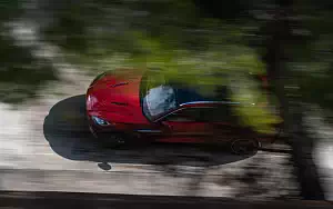   Aston Martin DBX - 2020