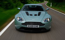   Aston Martin V12 Vantage Hardly Green - 2009