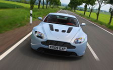   Aston Martin V12 Vantage Mako Blue - 2009