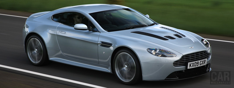   Aston Martin V12 Vantage Titanium Silver - 2009 - Car wallpapers
