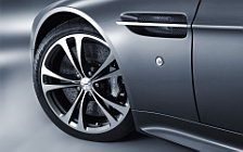   Aston Martin V12 Vantage - 2009
