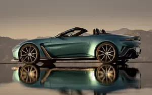   Aston Martin V12 Vantage Roadster - 2022
