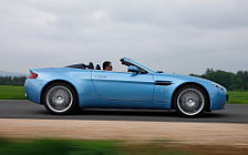   Aston Martin V8 Vantage Roadster Glacial Blue - 2008