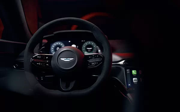 ���� ���������� Aston Martin Vantage S - 2025
