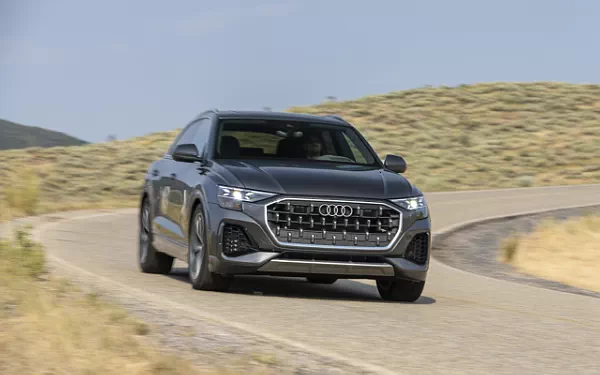 ���� ���������� Audi Q8 55 TFSI quattro (Samurai Grey Metallic) US-spec - 2025