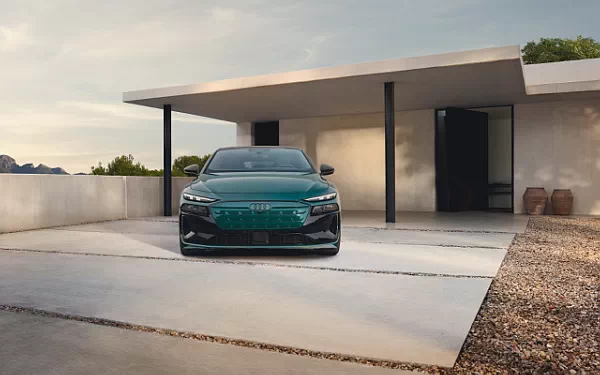 ���� ���������� Audi S6 Sportback e-tron US-spec - 2025
