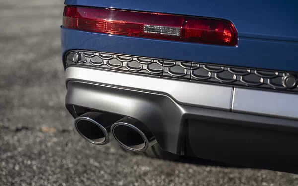 ���� ���������� Audi SQ7 TFSI (Ascari Blue Metallic) US-spec - 2025