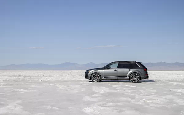 ���� ���������� Audi SQ7 TFSI Black Optic Package (Daytona Grey) US-spec - 2025