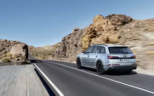   Audi Q7 55 TFSI e quattro - 2024
