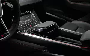   Audi Q8 55 e-tron quattro - 2022