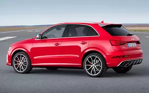  Audi RS Q3 - 2015