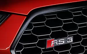   Audi RS3 Sedan - 2017