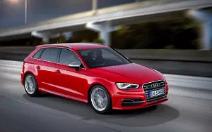   Audi S3 Sportback - 2013