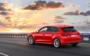   Audi S3 Sportback - 2013