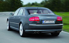   Audi S8 - 2007