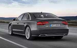   Audi S8 - 2013