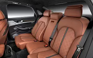   Audi S8 - 2013