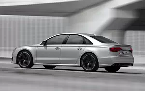   Audi S8 plus - 2009