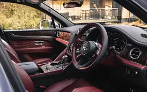   Bentley Bentayga EWB Azure First Edition UK-spec - 2023