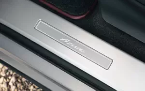   Bentley Bentayga EWB Azure First Edition UK-spec - 2023