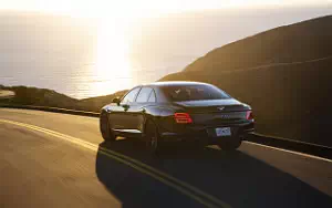   Bentley Flying Spur Hybrid (British Racing Green) US-spec - 2022