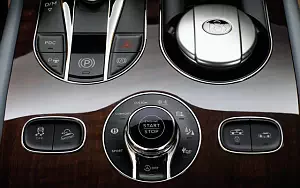   Bentley Bentayga - 2009