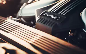  Bentley Flying Spur Blackline (Verdant) - 2019