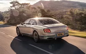   Bentley Flying Spur Blackline (White Sand) - 2019
