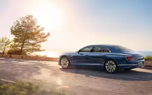   Bentley Flying Spur Azure - 2022