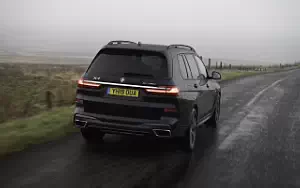   BMW X7 xDrive30d M Sport UK-spec - 2019