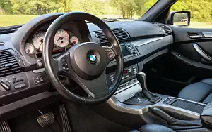   BMW X5 4.8is US-spec - 2004