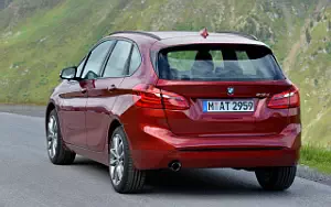   BMW 218d Active Tourer - 2014
