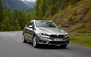   BMW 225i Active Tourer - 2014