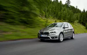   BMW 225i Active Tourer - 2014