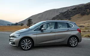   BMW 2 Series Active Tourer - 2014
