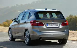   BMW 2 Series Active Tourer - 2014