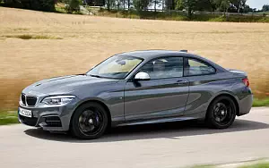   BMW M240i xDrive Coupe - 2017
