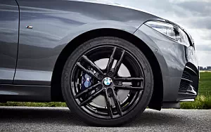   BMW M240i xDrive Coupe - 2017