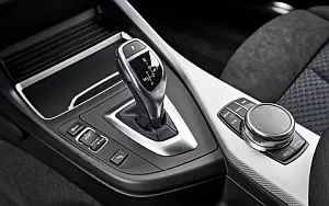   BMW M240i xDrive Coupe - 2017