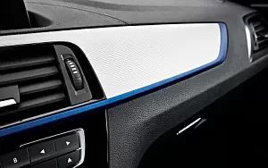   BMW M240i xDrive Coupe - 2017