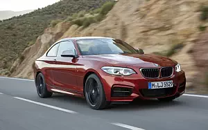   BMW M240i xDrive Coupe - 2017