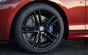   BMW M240i xDrive Coupe - 2017