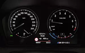  BMW M240i xDrive Coupe - 2017