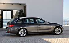   BMW 330d Touring Modern Line - 2012