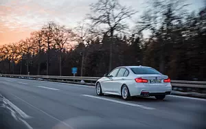   BMW 330e M Sport - 2016