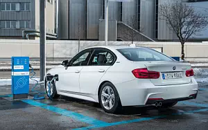   BMW 330e M Sport - 2016