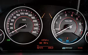   BMW 330e M Sport - 2016