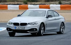   BMW 435i Coupe Sport Line - 2013